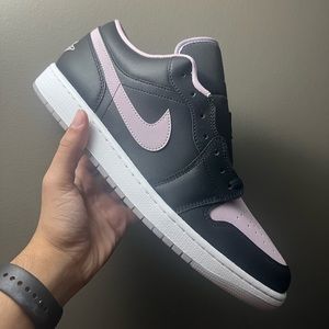 Men's Air Jordan 1 Low SE Black/Iced Lilac-White (DV1309 051) Size 13